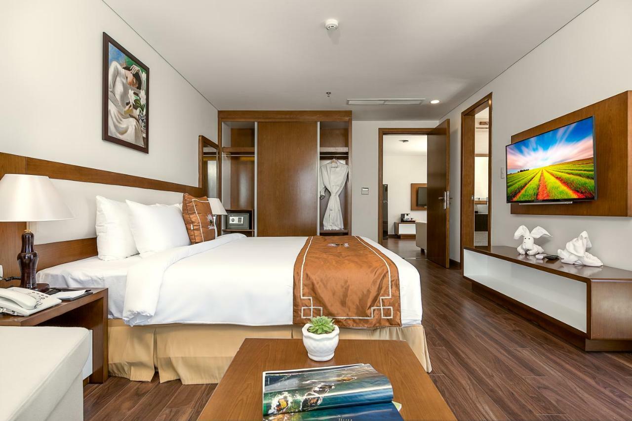 Tamarind Danang Beach Hotel Exterior foto
